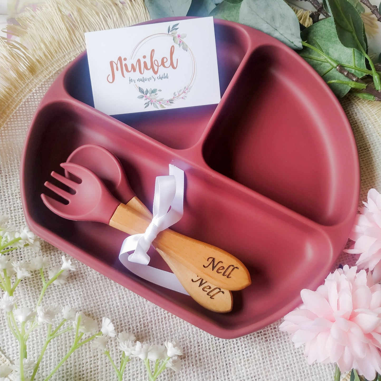 Divider Plate with Engraved Cutlery Set
